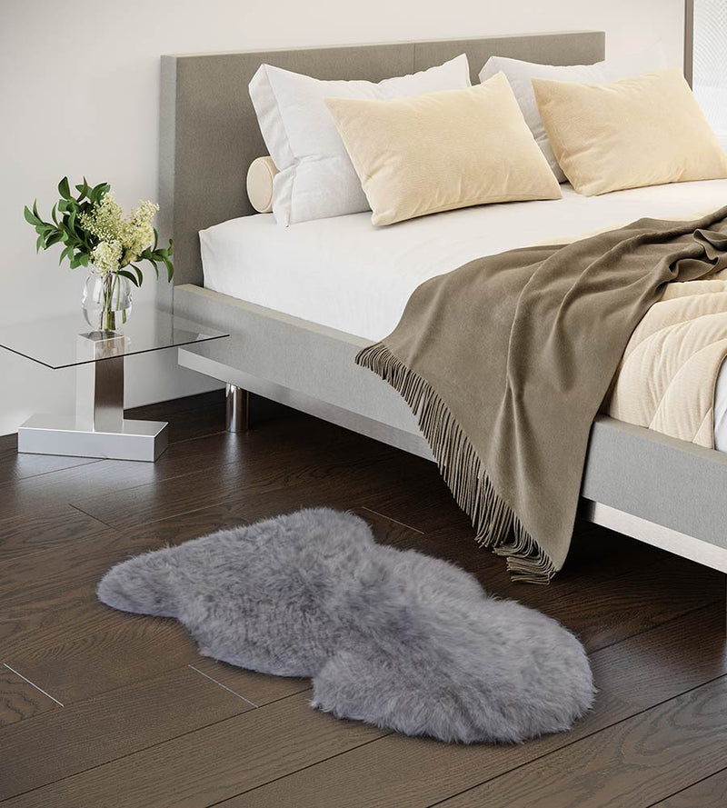 Grey Sheepskin Rug (2' x 3'5")