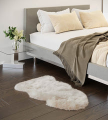 Linen Sheepskin Rug (2' x 3'5