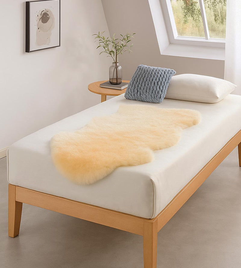 Baby Lambskin - Short Wool